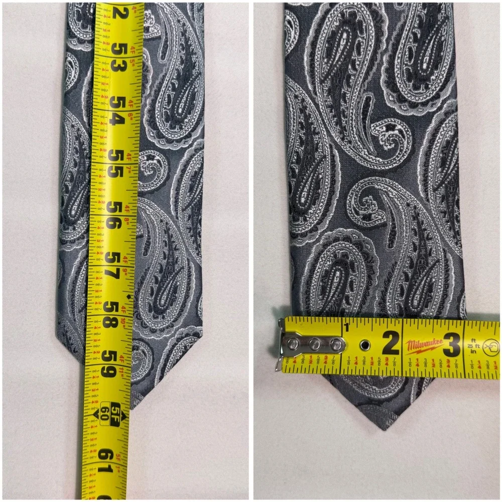 Hugo Boss Mens Silk Tie Gray Silver Paisley Italy Formal Business Necktie